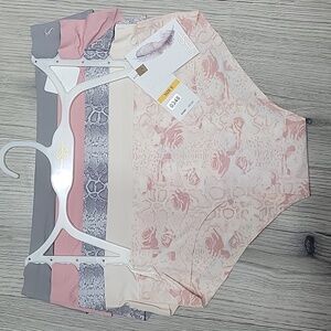 JESSICA SIMPSON 5PK HIPSTERS.